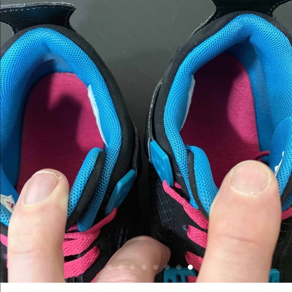 Jordan 4 Retro Black Vivid Pink Dynamic Blue (GS) - Picture 8 of 8
